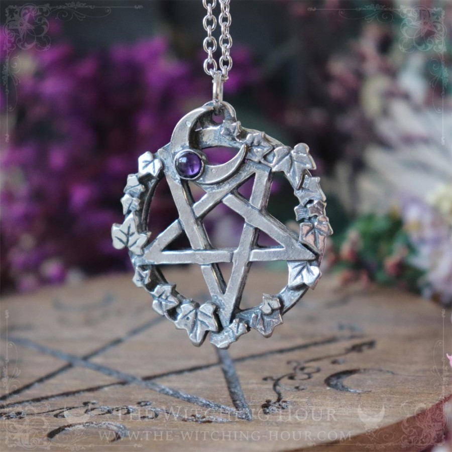 Pendentif pentacle inversé entouré de feuilles de lierres et orné d'une améthyste, collier gothique occulte