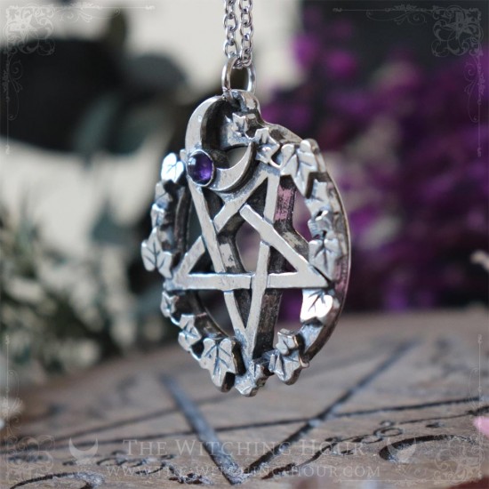 Inverted pentagram pendant surrounded by Ivy leaves and a moon crescent, gothic necklace, occult jewelry