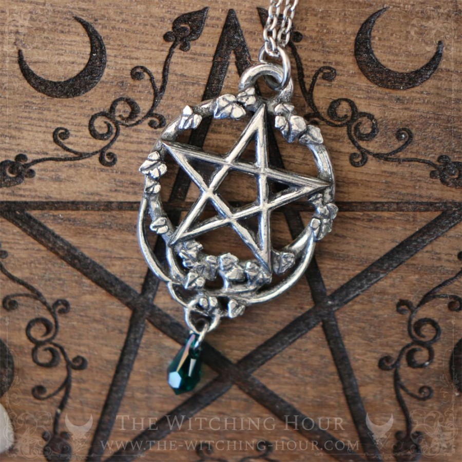 Pendentif pentacle elfique entouré de feuilles de lierre, bijou païen et ésotérique