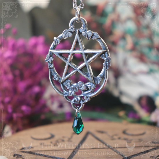 Pendentif pentacle elfique entouré de feuilles de lierre, bijou païen et ésotérique