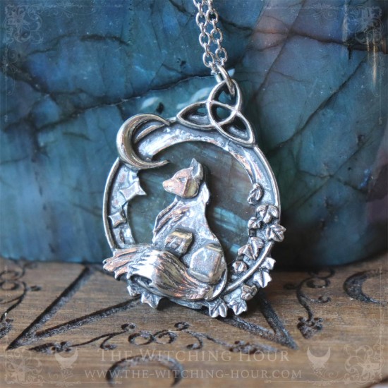 Fox pendant surrounded by a celtic triquetra, a moon crescent and leaves, pagan jewelry