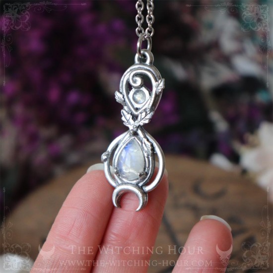 Elven infinity symbol pendant adorned with oak leaves and a rainbow moonstone