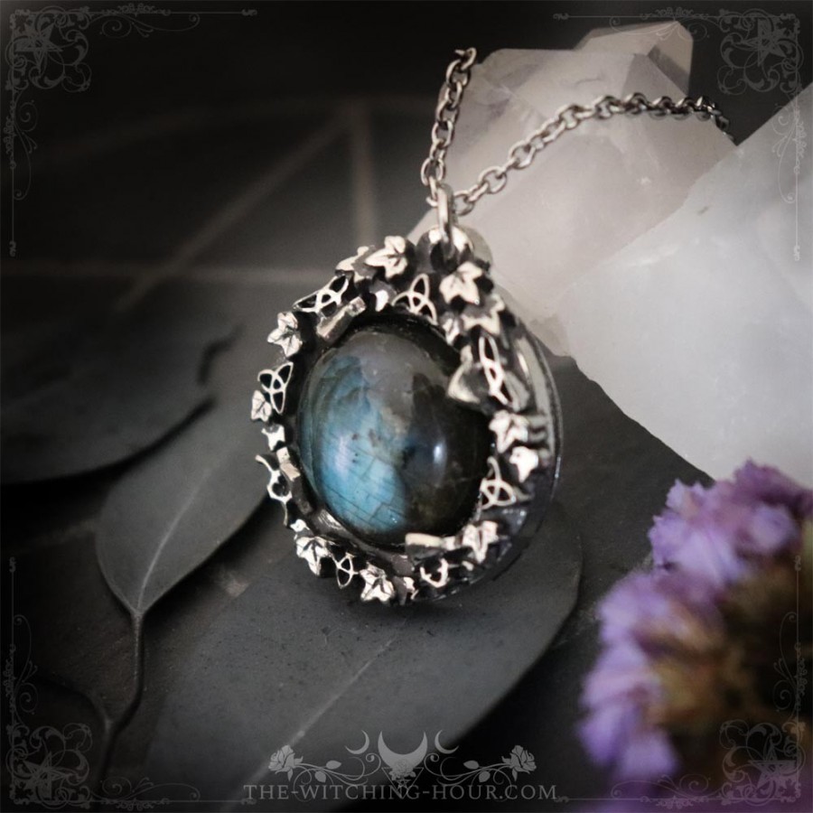 Pendentif celtique en labradorite bleue