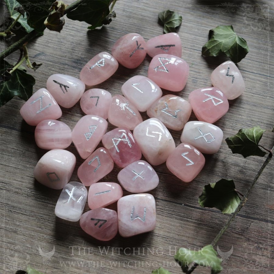 Runes artisanales en quartz rose