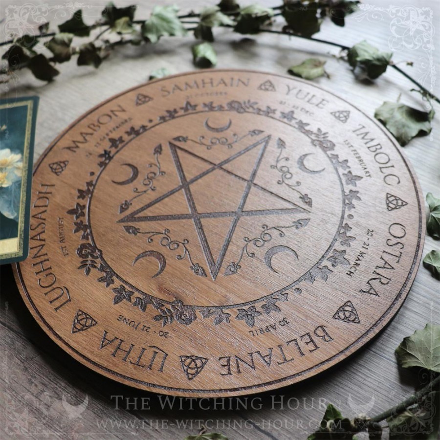 Roue de l'année pentacle Wicca