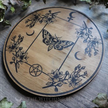 Planche de divination moth et symbole de Lilith la lune noire