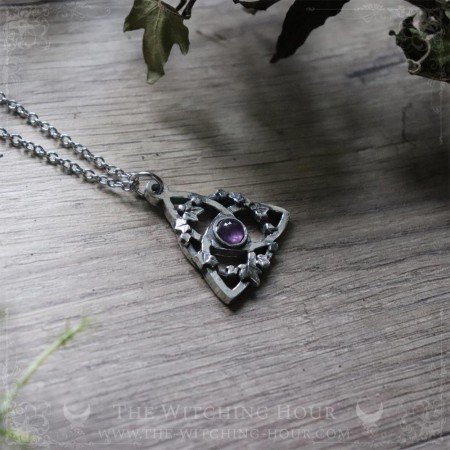 Pendentif triquetra celtique en améthyste