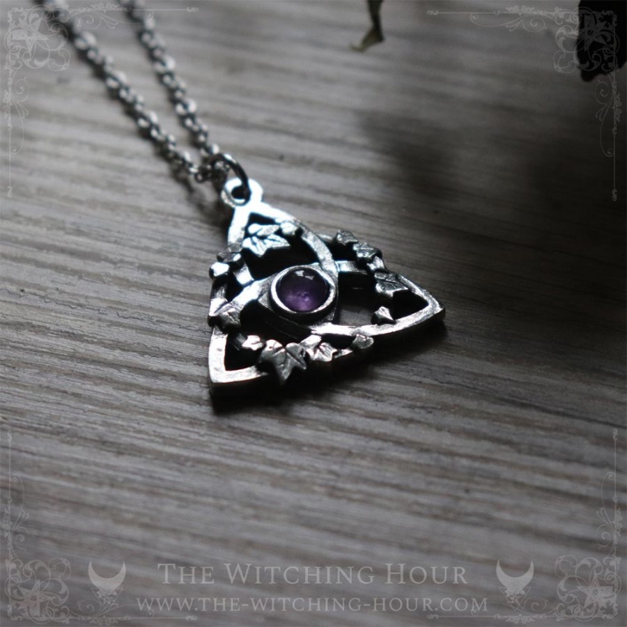 Pendentif triquetra celtique en améthyste