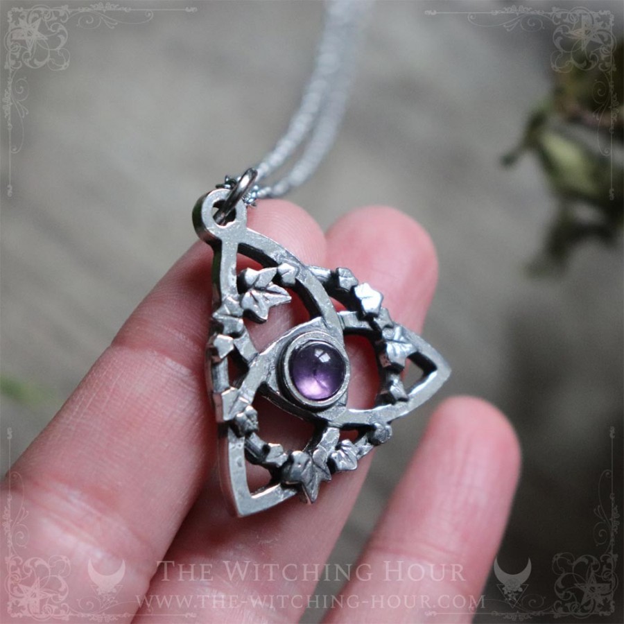 Pendentif triquetra celtique en améthyste