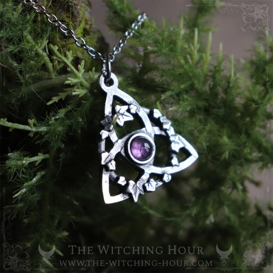 Pendentif triquetra celtique en améthyste