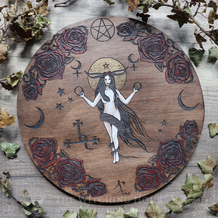 Lilith altar ornament handmade in wood. Lilith is surrounded bys roses, moon and her sigils.